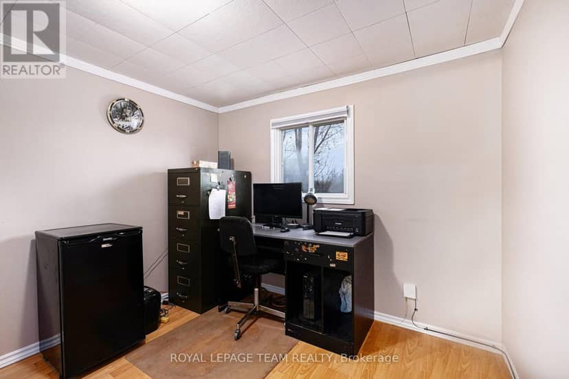 88 Bay Road — photo 19 of 40