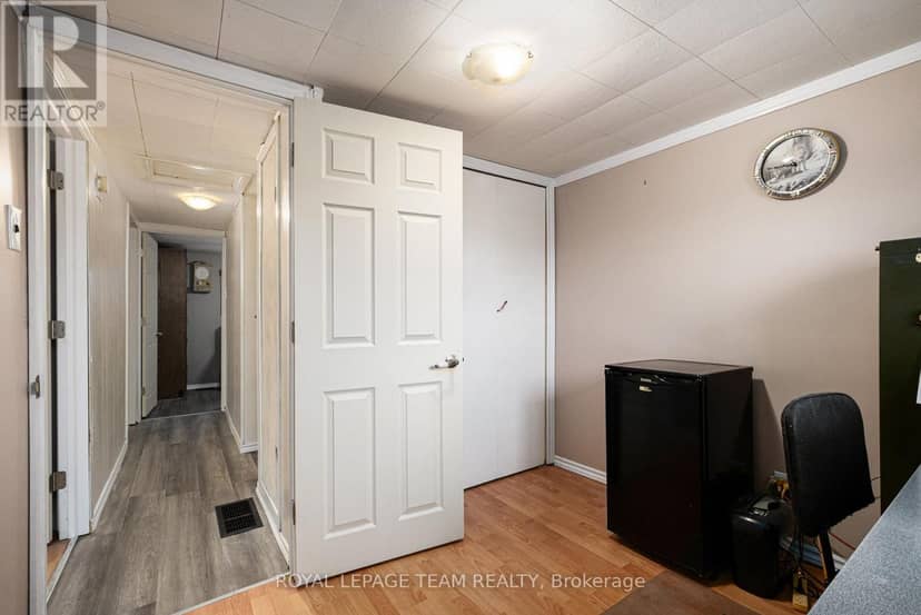88 Bay Road — photo 23 of 40