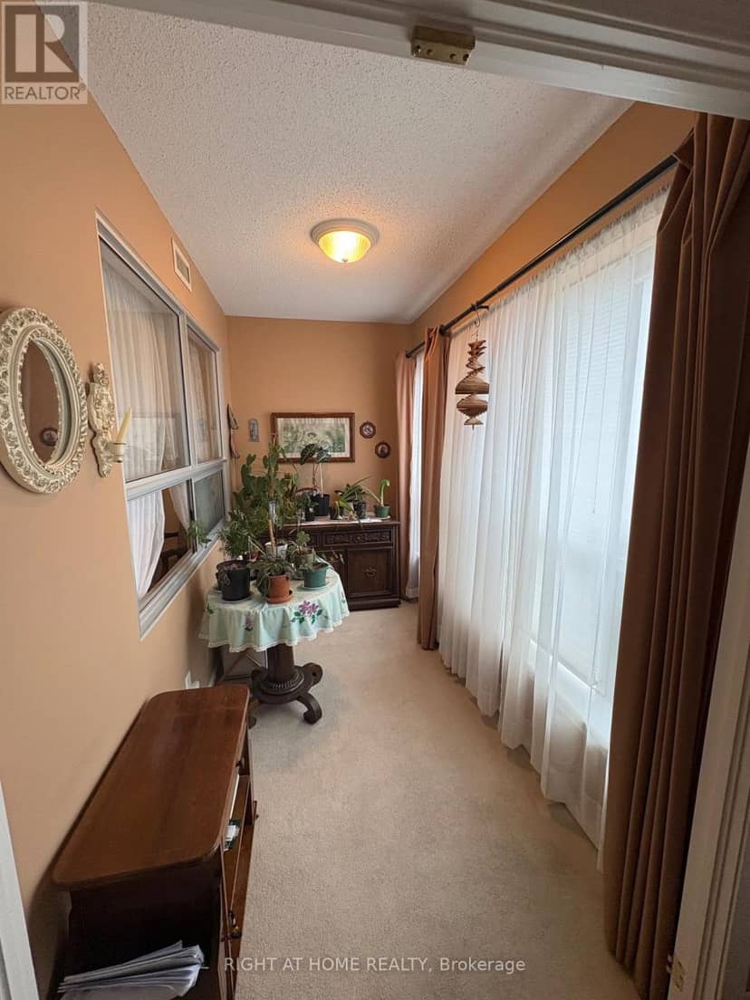 312 - 90 Dean Avenue — photo 27 of 38