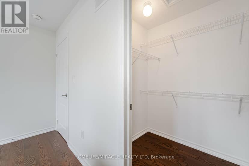 68 Circus Crescent — photo 15 of 31
