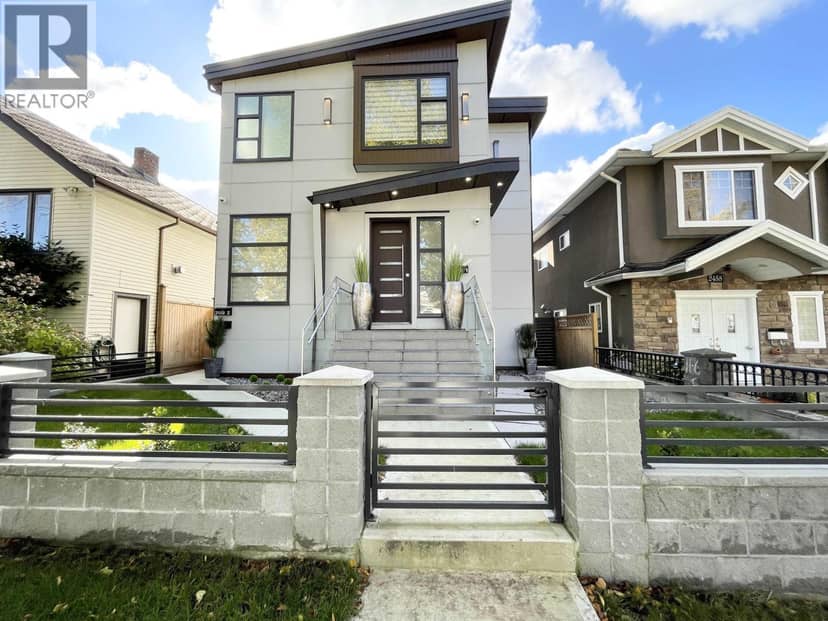 2460 E 19TH AVENUE, Vancouver