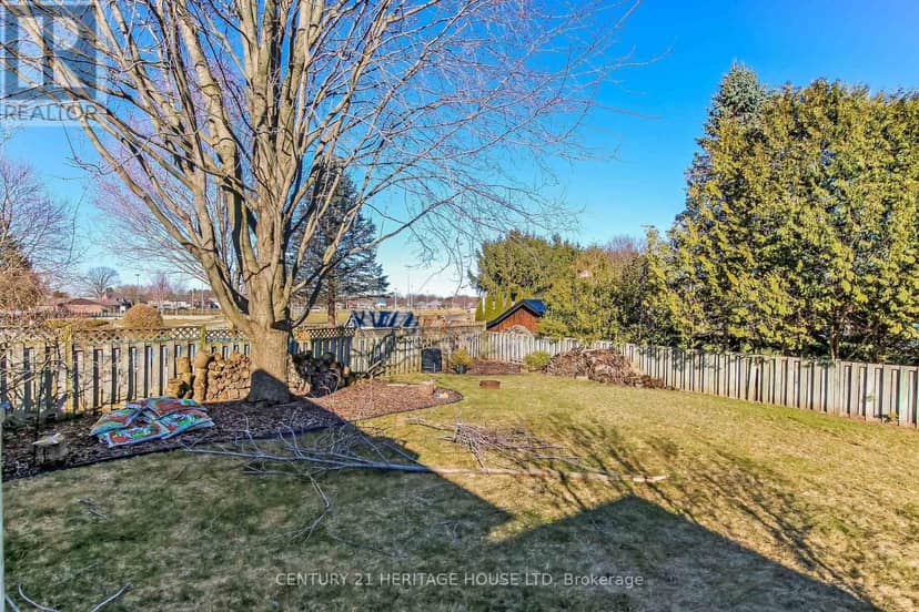 18 Hickory Boulevard W — photo 24 of 26