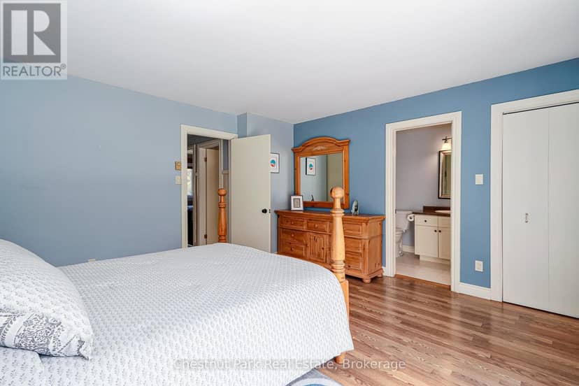 522 Oxbow Crescent — photo 17 of 40