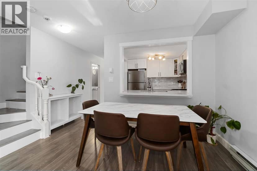 24 270 CASEY STREET, Coquitlam, photo 6