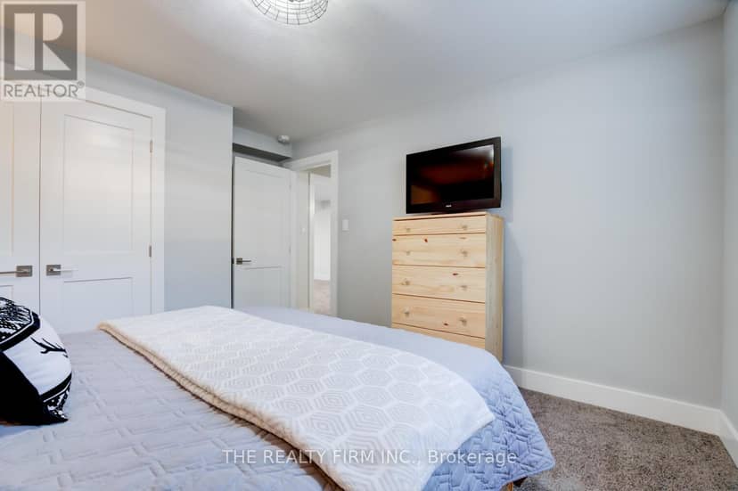 283 Elizabeth Street — photo 32 of 34