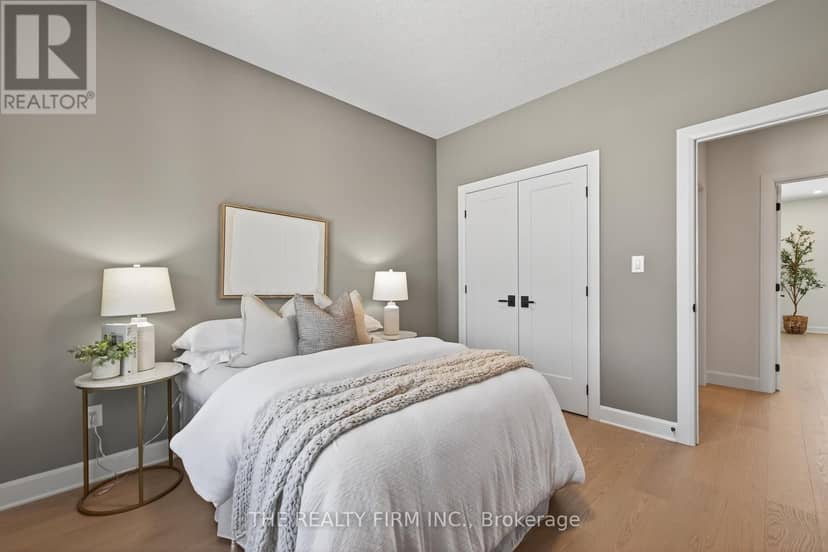 289 King Street — photo 28 of 32