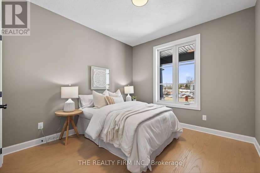 289 King Street — photo 29 of 32