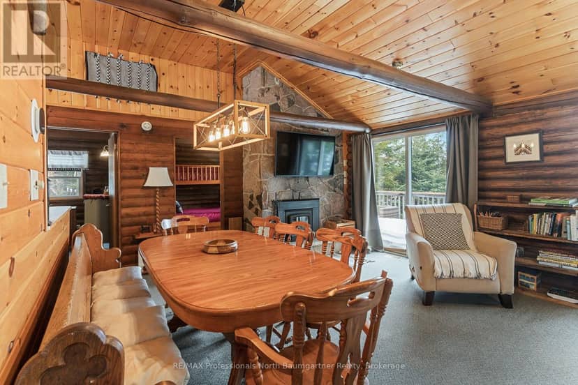 1012 Coulson Lane — photo 7 of 40