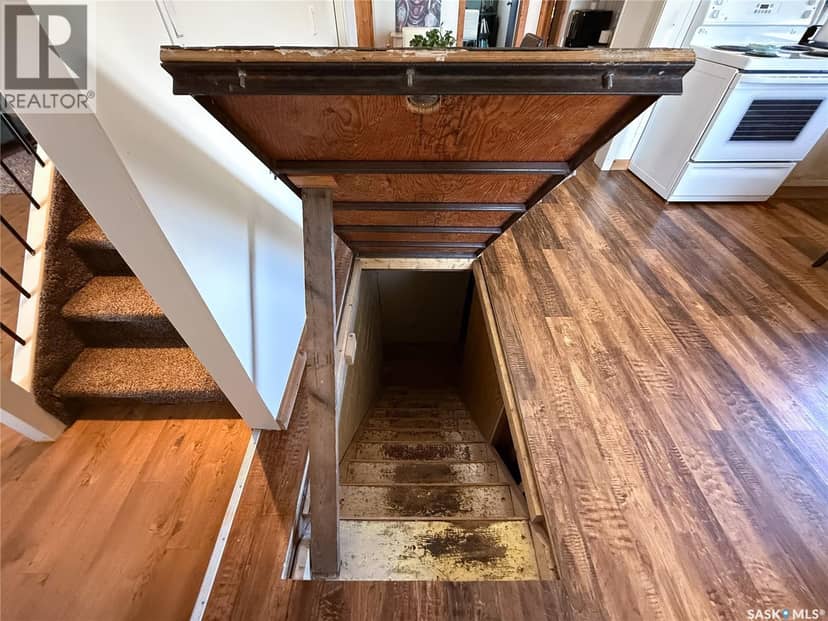 103 1st STREET E — photo 34 of 40