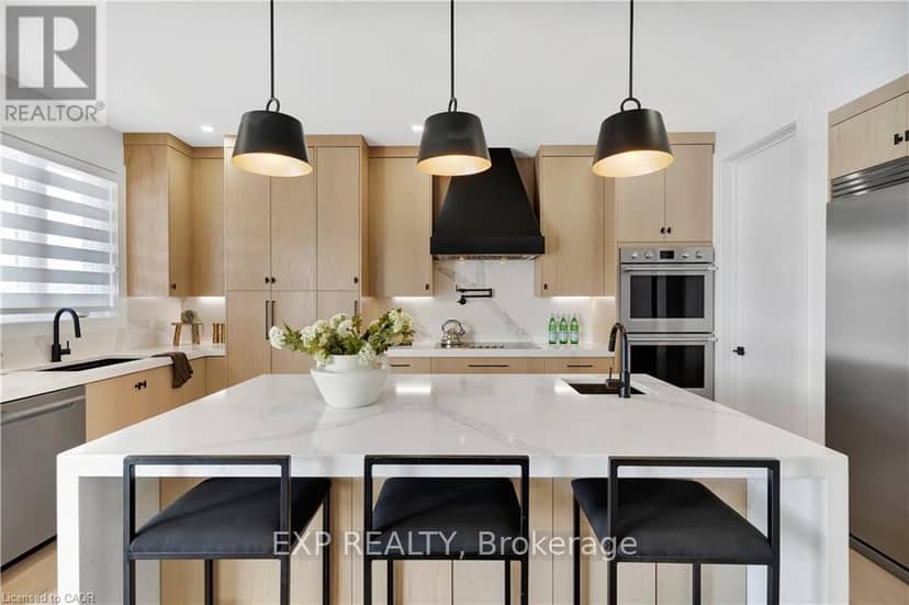 1048 Walton Avenue — photo 16 of 40