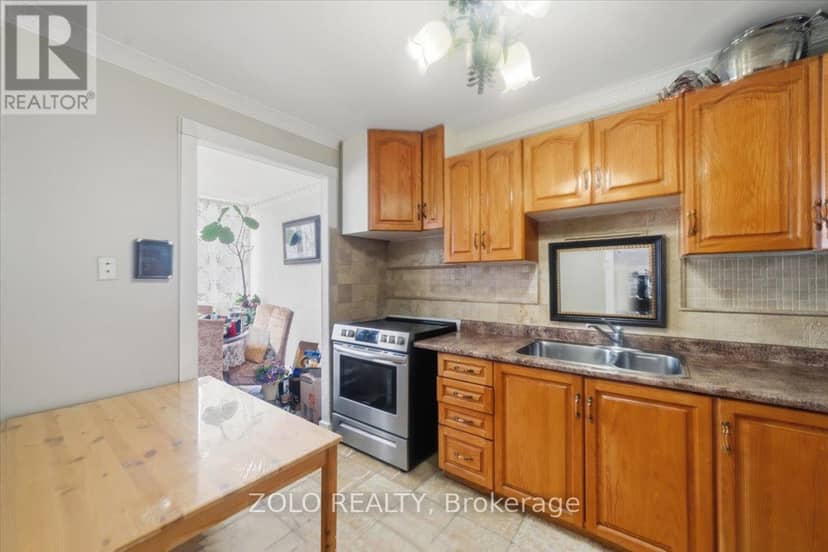 707 - 2121 Roche Court, Mississauga, photo 8
