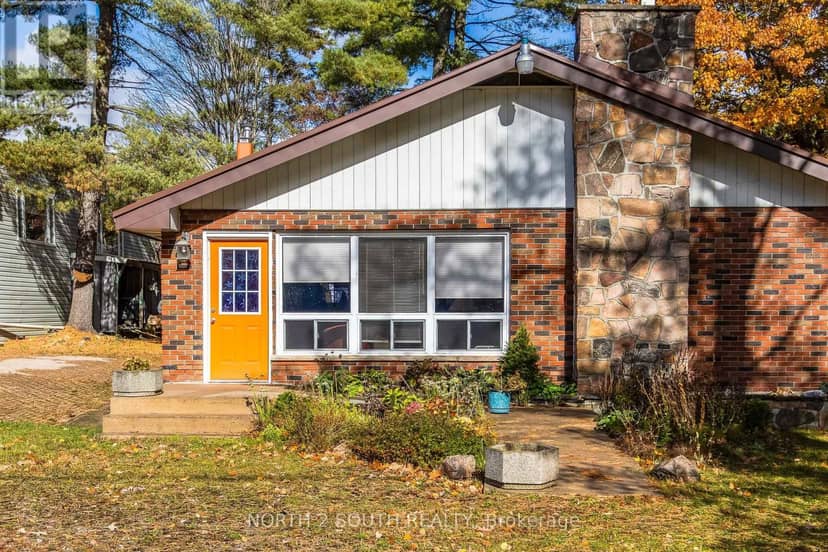 2512 Honey Harbour Road — photo 12 of 40