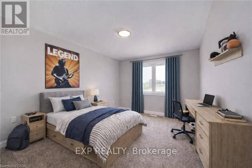 102 Thackeray Way — photo 10 of 35