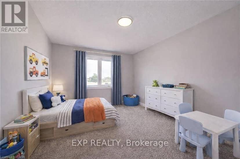 102 Thackeray Way — photo 11 of 35