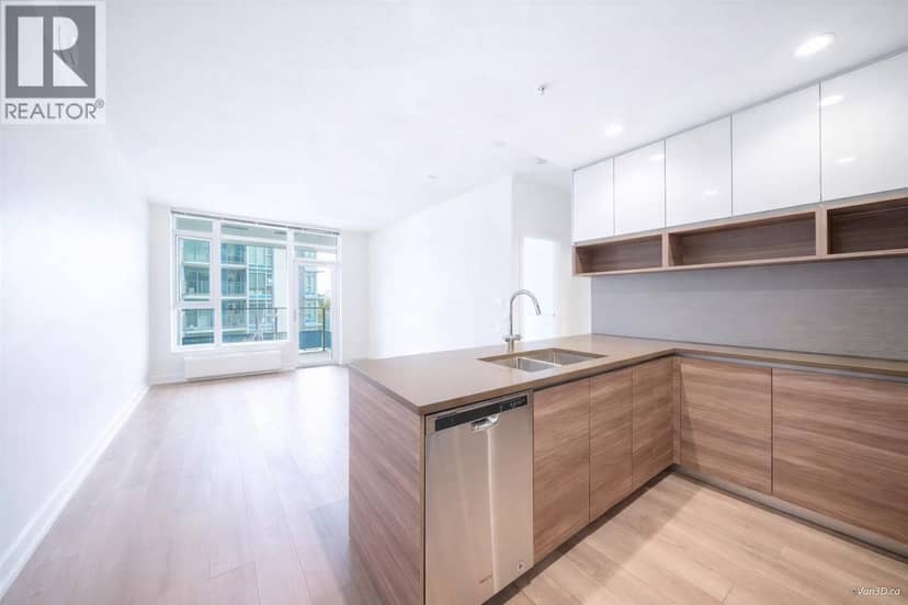 401 8850 UNIVERSITY CRESCENT, Burnaby, photo 3
