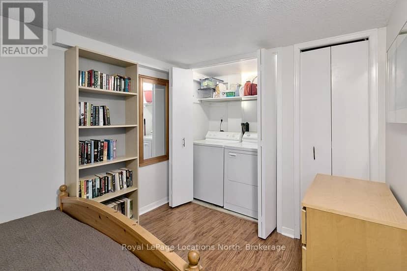38 - 127 Alfred Street W — photo 22 of 31
