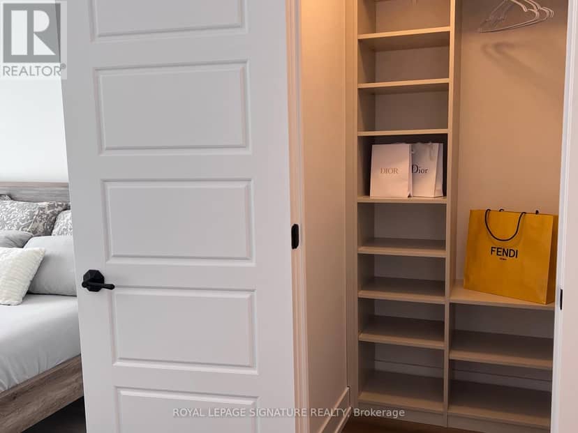 207 - 415 Sea Ray Avenue — photo 7 of 9