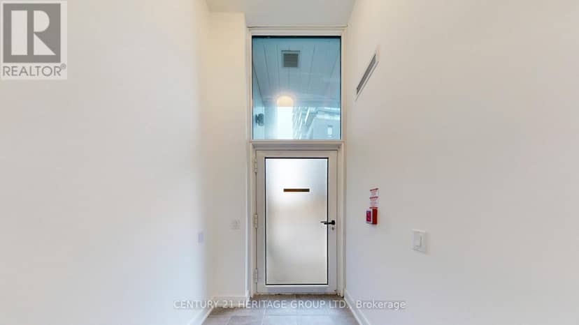 103 L/W - 8888 Yonge Street — photo 19 of 40