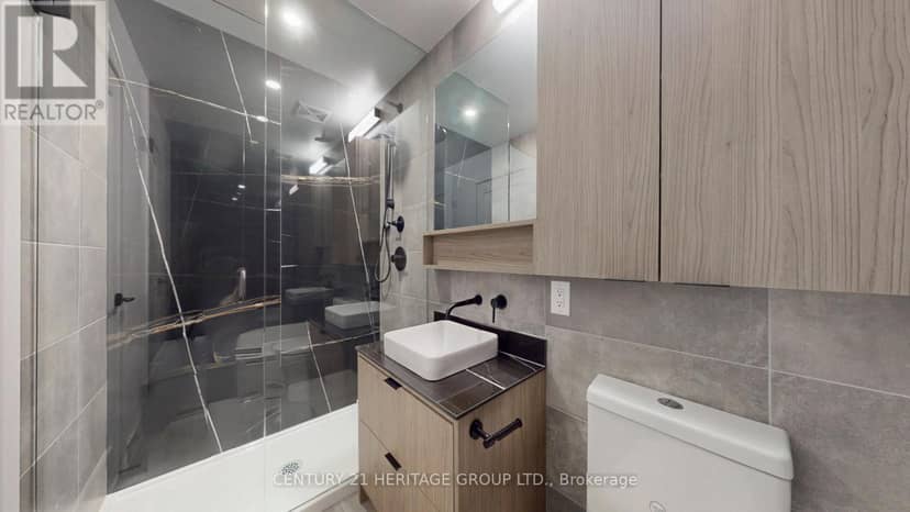 103 L/W - 8888 Yonge Street — photo 23 of 40