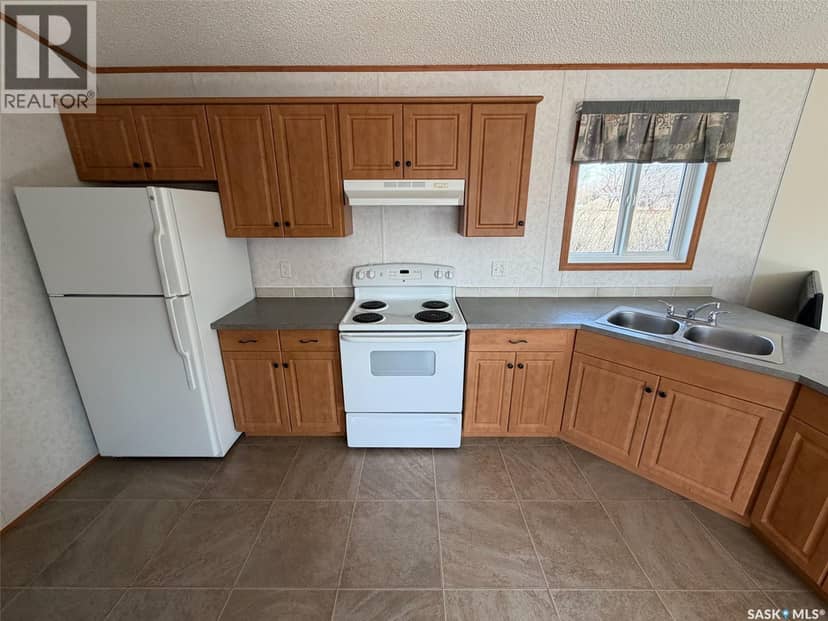 213 - 217 2nd STREET W — photo 19 of 40