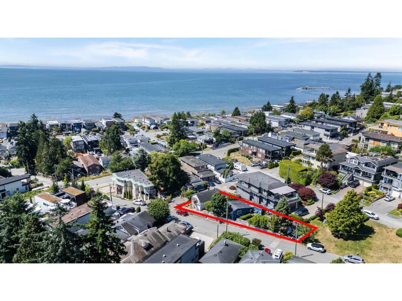 931 FINLAY STREET, White Rock