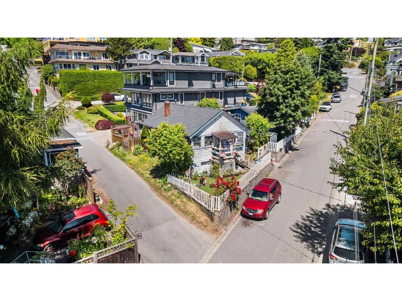 931 FINLAY STREET, White Rock, photo 5