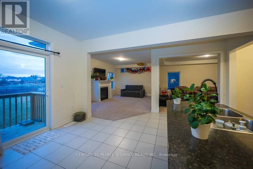83 Robin Trail — photo 4 of 15