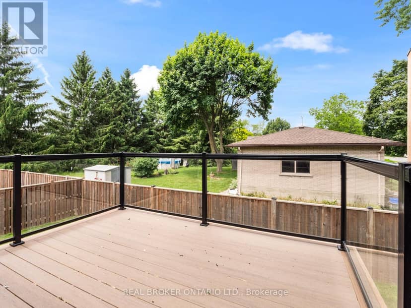 44 Topham Boulevard — photo 30 of 40
