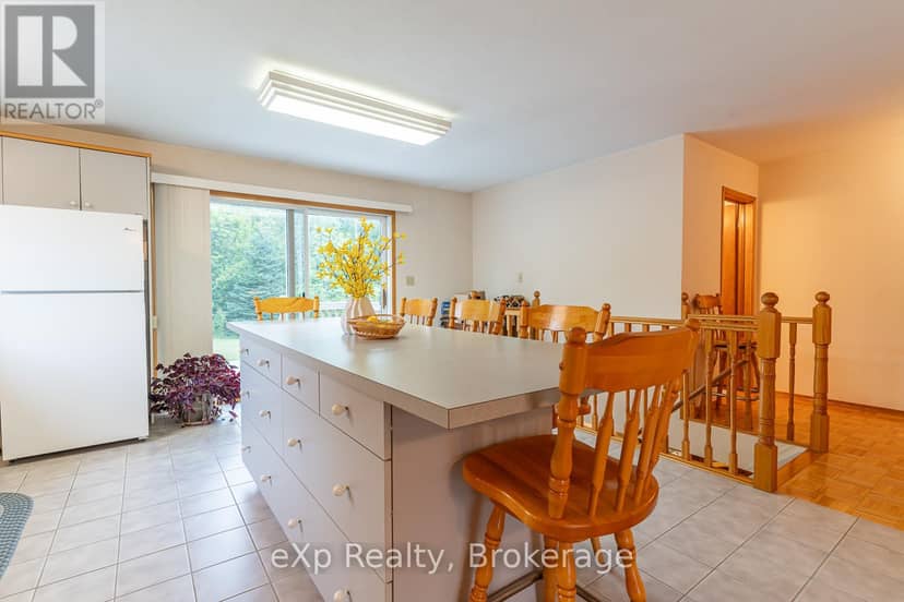 27 Bell Drive — photo 15 of 40