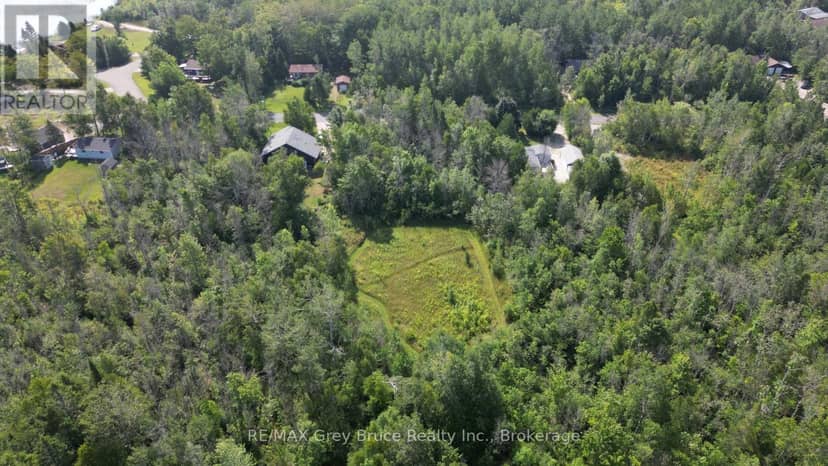 127 Maple Drive — photo 16 of 23