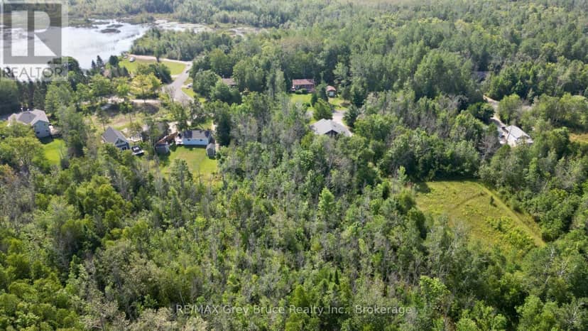 127 Maple Drive — photo 17 of 23