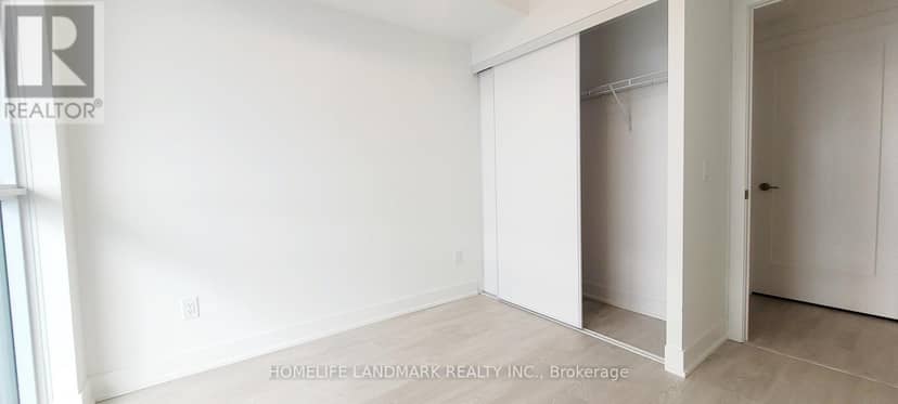 724 - 2545 Simcoe Street N — photo 5 of 11