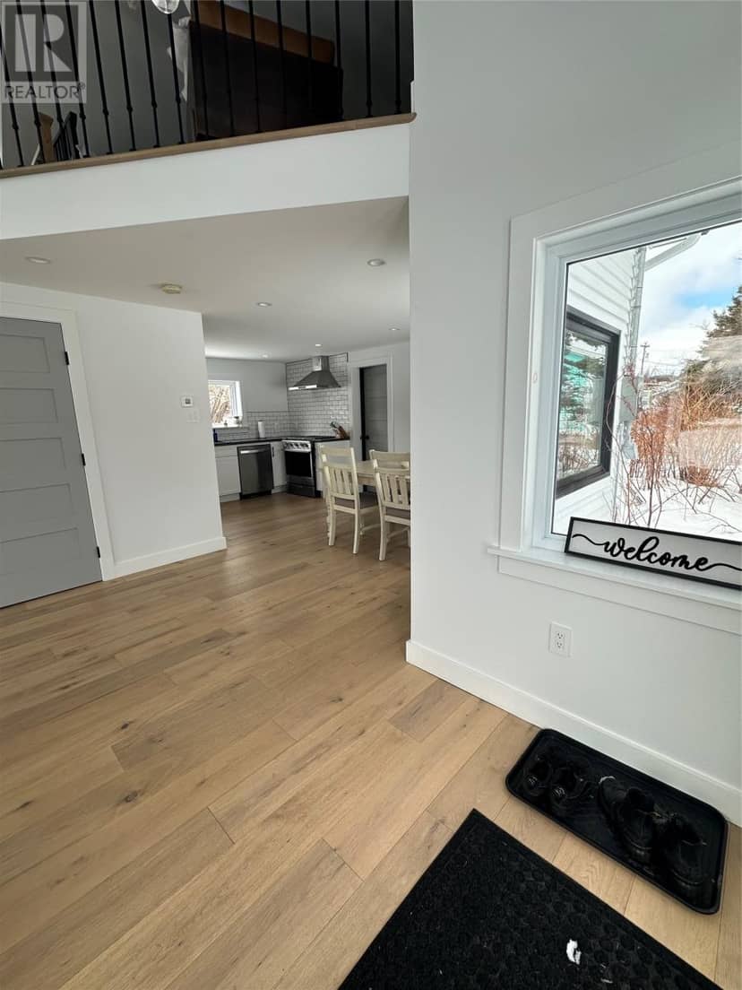14 Churchill Avenue — photo 6 of 26