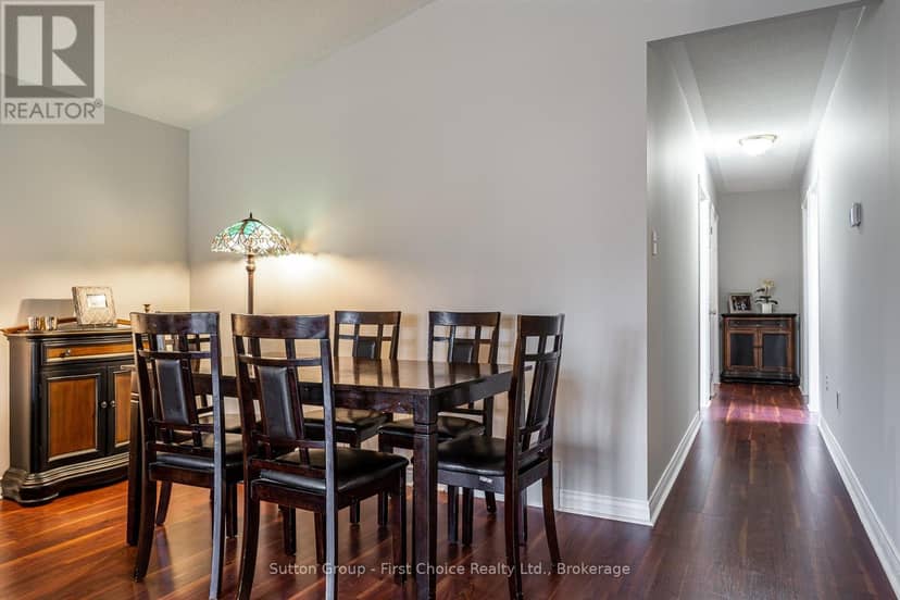 27 McQueen Court — photo 13 of 40