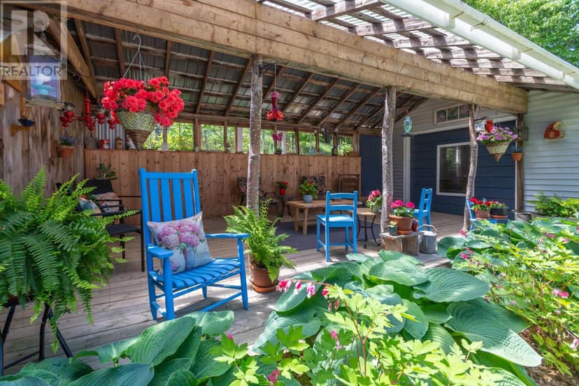 1070 River Road, Bear River, photo 6