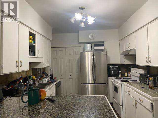 2520 E 24 Avenue, Vancouver, photo 3