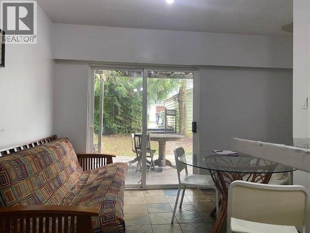 2520 E 24 Avenue, Vancouver, photo 4