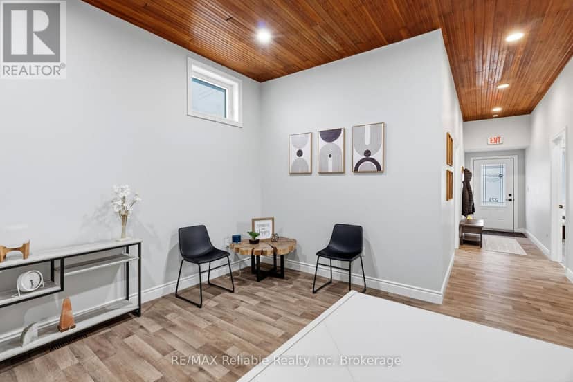 271 Main Street — photo 11 of 40