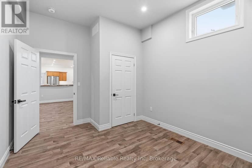 271 Main Street — photo 24 of 40