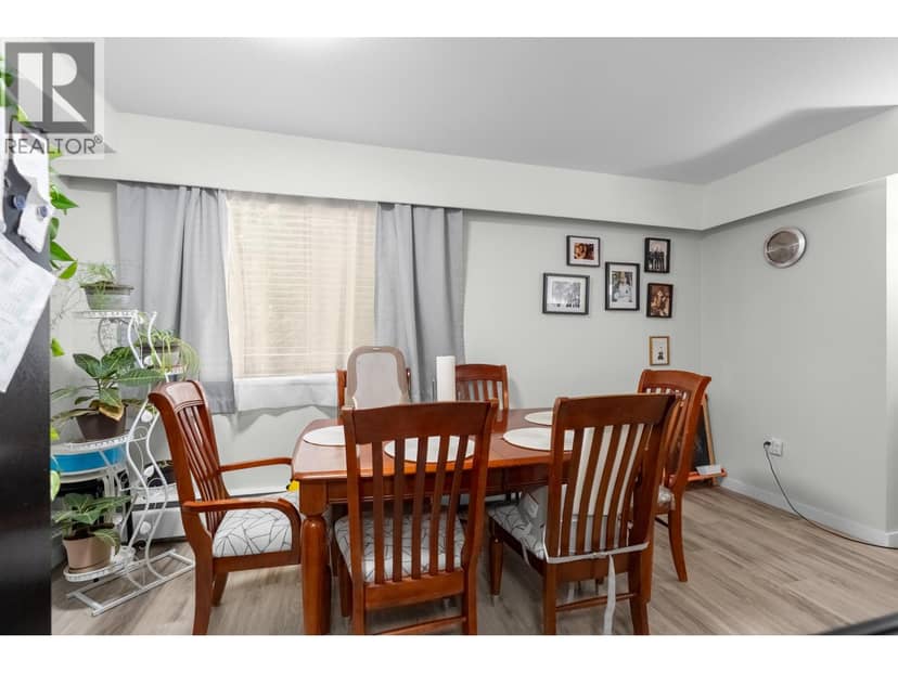 101 515 ELEVENTH STREET, New Westminster, photo 5