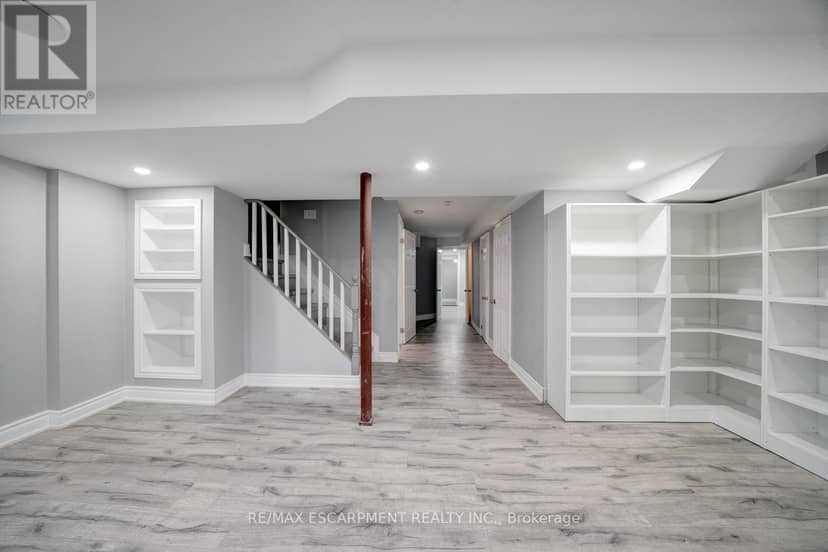 84 Andriana Crescent — photo 32 of 40