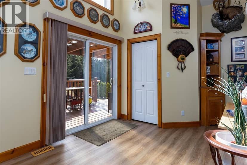 3009 SOLOMON WAY, Terrace, photo 5