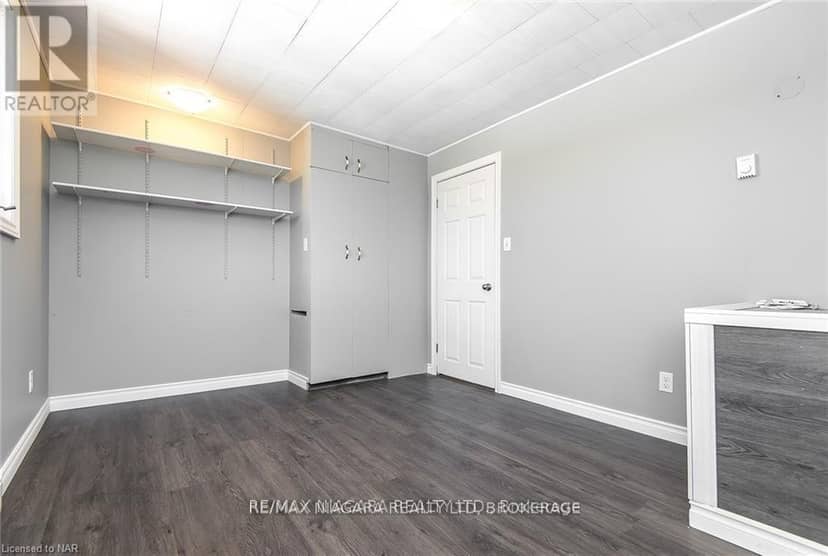 120 Elizabeth Street — photo 26 of 37