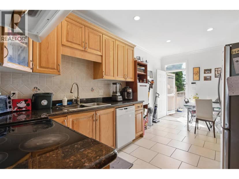 4316 HURST STREET, Burnaby, photo 8