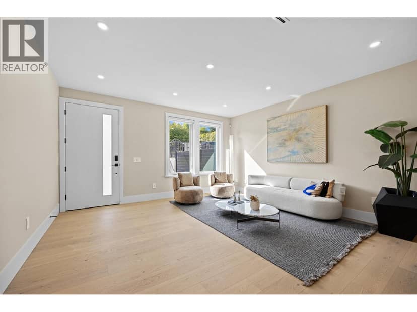 1 5115 BUXTON STREET, Burnaby, photo 4