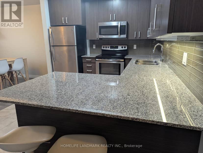 T102 - 62 Balsam Street — photo 14 of 40