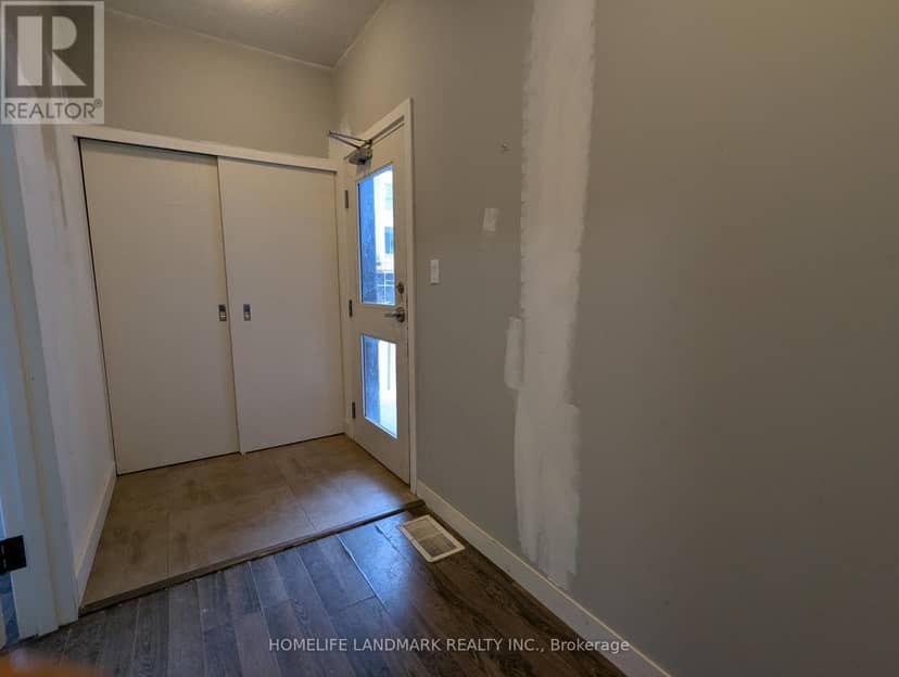 T102 - 62 Balsam Street — photo 2 of 40