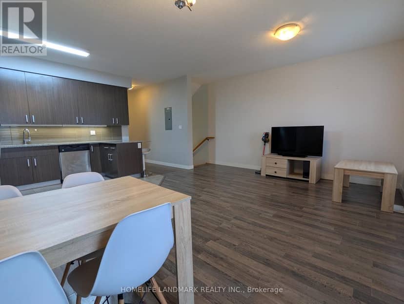 T102 - 62 Balsam Street — photo 7 of 40
