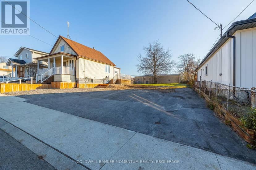 62 Patricia Street — photo 2 of 8