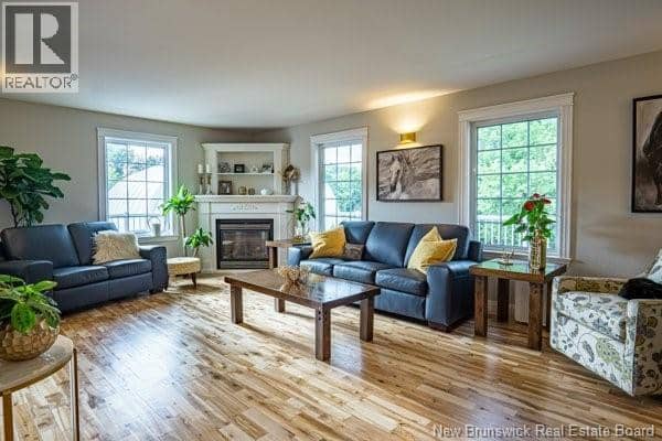 3367 Woodstock Road — photo 12 of 40